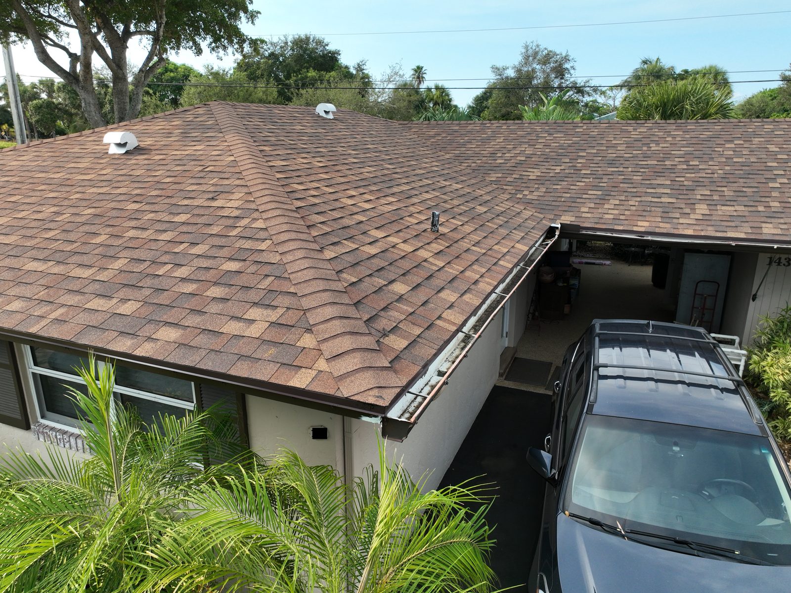 Architectural shingle roof replacement with clean roofline