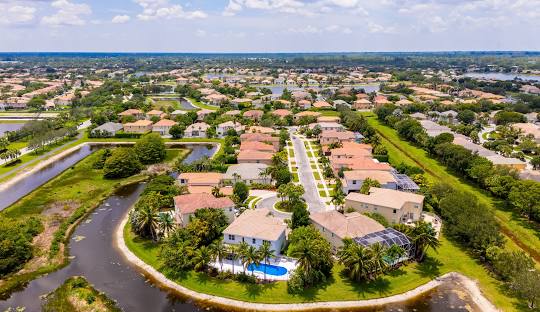 Roofing Contractor - Wellington, FL